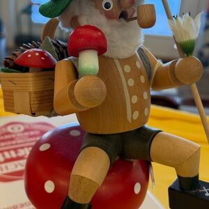 STEINBACH LUCKY MUSHROOM NUTCRACKER